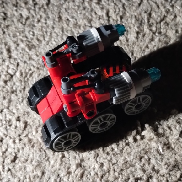 Fire Fighting Machine - Picture 3 of 4